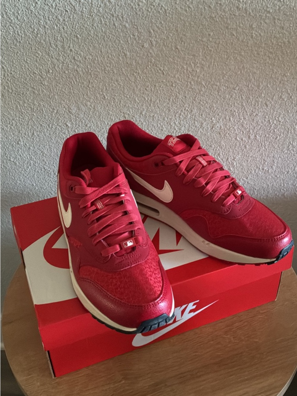 NWT Limited Edition Texas Rangers Viva Tejas Nike Air Max 1